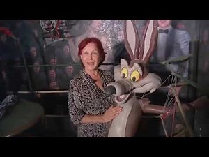 Astroworld lives on in this woman's bar | Dave Ward's Houston