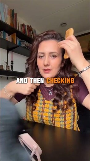 Meet Pipo: The Cutest Diva Bird Ever 💅🐦