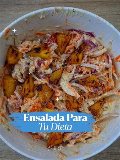 Ensalada de atún con piña y tocineta: receta fit y sabrosa