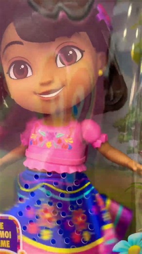 Dora Invites Everyone To Join Her Dance Along Party #doratheexplorer #nickelodeon #dora #toys