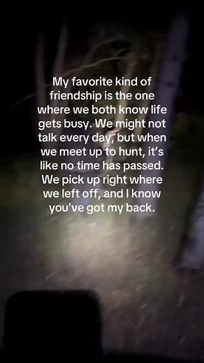 That’s what hunting buddies are for 🙌 #hunt #hunting #huntingbuddy #friends #deer | justoneoutdoors