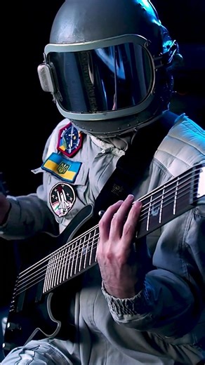 New riffs on 9 string guitar #guitar #viral #newriff