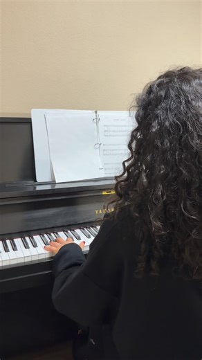 Every note tells a Christmas story  A beautiful performance of a favorite holiday melody by our violin student ✨ | Viola Music School | Facebook