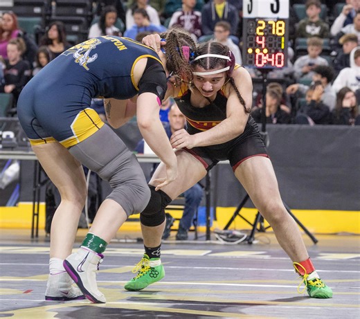 Shore wrestling: Live updates from girls finals at NJ state wrestling tournament