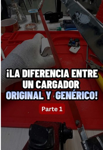 Hoy abrimos un cargador original y uno genérico para compararlos 🔍 ¿Tú cuál usas actualmente? 👀 Parte 1 #cargador #iphone #apple #parati #fyp