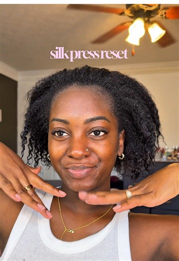 let’s reset my silk press 🎀 products used: @Chris McMillan Hair blow dry spray @Dyson USA airwrap @ghd USA chronos flat iron #silkpress #blackgirlhairstyles #naturalhair #blackgirlhair #hairinspo
