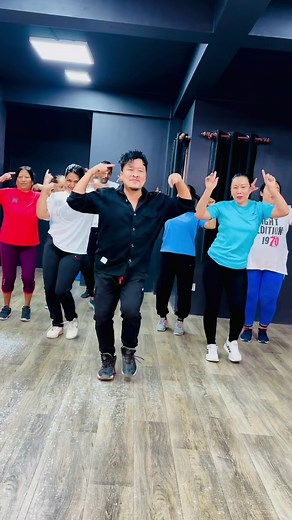 #flexibledanceschool #nepalitiktok #nepalimuser #foryoupage #bollywood #bollywoodsongs #danceclass #koteshwor_kathmandu
