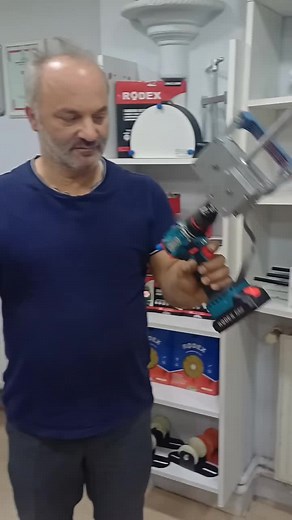 Nouveau Outil pour Électriciens et Entrepreneurs du Bâtiment