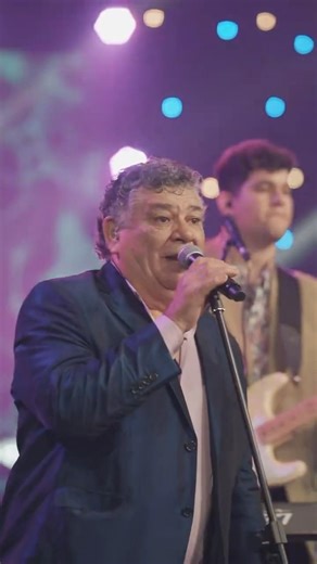 ¡De jurados y con mucha cumbia en #BienvenidosAGanar amigos! 🔥😎🌴
