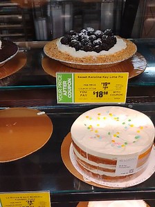 Karoline Blackberry and Key Lime Cold Pie Recipe