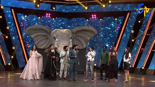 147K views · 7.6K reactions | #dhee : bobby dhee ki evari kosam...