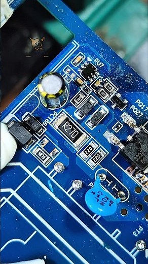 smd resistor 2 watt remove and protec too capacitor #pcb #electronic #hotairskills