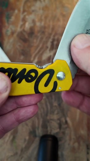 Budget EDC Pocket Knife Unboxing: CR Squid Yellow Donut Knife (I Named It Squidward!) D2 Blade G10