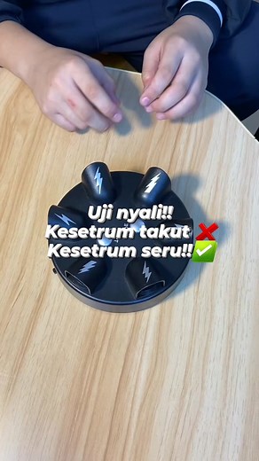 Mainan Electric Finger Shocker Lie Detector Game Kejujuran