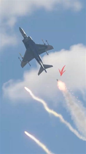 AV-8B Harrier II Outruns Every Osa AKM Missile in Intense Action