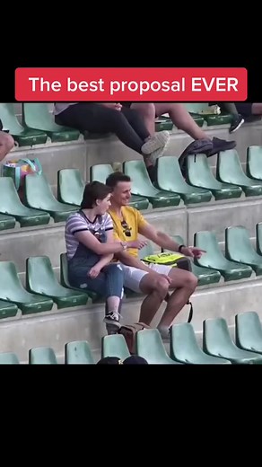I am legit CRYING at how cute this is ❤️ #love #cute #proposal #wedding #shoutoutot @eriin_taylor