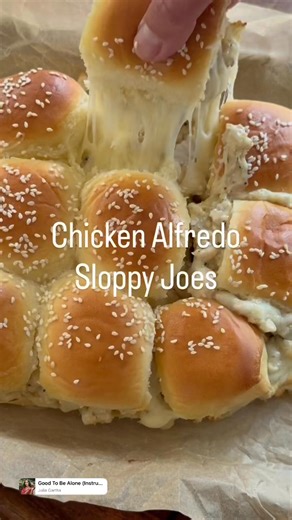 Chicken Alfredo Sloppy Joe’s Sliders Game day just got better with these creamy chicken sliders. We loaded them with chicken in a creamy Alfredo sauce and they’re oozing with lots of cheese to make the ultimate game day slider. They also make for a quick weeknight dinner since they are totally decadent and delicious. 2 tablespoons olive oil 1 lb ground chicken Salt and pepper to taste Garlic and onion powder to taste 1 teaspoon Italian seasoning 1/4 c butter 1 1/4 cups heavy cream 1/2 c grated P