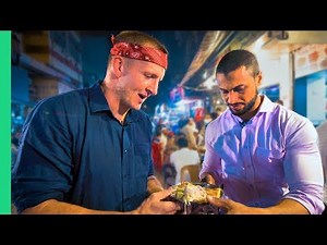 Halal Street Food Tour on Mumbai, India’s Muhammad Ali Road!