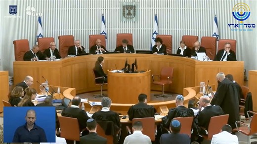 הקטע הזה מטיעוני עו"ד דוד פטר בבג"ץ בן גביר מדגים בדיוק את הבעיה עם היוריסטוקרטים הישראלים. הם אינם מסוגלים להכיר ברעיון שאין להם סמכות לדון בנושא מסוים. מבחינתם, הכול תלוי ב"שיקול הדעת" שלהם. זו בדיוק הגישה של ברק, אשר כיניתי ביחד עם פרופ' עידו פורת "תרבות של הצדקה" – הכול כפוף לשיקול דעתו של השופט אם ומתי להתערב. גישה זו מנוגדת בתכלית לגישה האמריקאית, שהיא "תרבות של סמכות" – כלומר, שיש תחומים שבהם המערכת המשפטית איננה מוסמכת לדון בהם. לינק למאמר יסוד בתחום בתגובה הראשונה. בבריטניה נהוג לומר שה