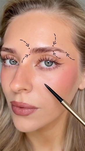Easy Eyebrow Shape Tutorial at Home ✨ Reel vs Reality #shorts