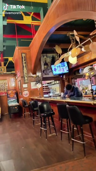 Exploring Akron's Spaghetti Warehouse: A Taste of Italian Food Heaven