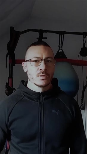 Si tu as besoin d'aide, que tu ais perdu et que tu ne sais pas programmer ta prépa en boxe ou en sport de combat je serai ravie de t'y aider, commente DM ! #boxe #boxeanglaise #mma #kickboxing🥊 #pourtoi