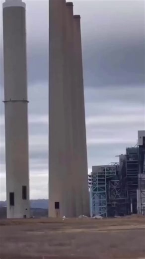 Shit Exploding (@Shit_Exploding) on X