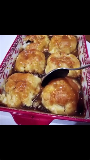 "The best apple dumpling you’ll ever eat. A must make every Fall! The sauce is so sticky sweet...DELICIOUS!" Full recipe 👇💬 | Incredible Yummy Recipes