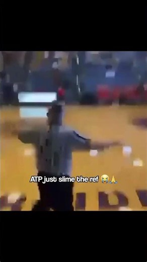 yo wtf is this ref bro like dude def got paid of #basketball #funny #meme #ref #noway #wtf #lol #fyp