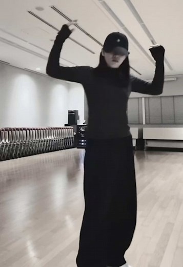 NiziU Dancing Compilation | Stickyyy, Make You Happy, AWAKE