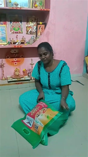 Ninga pona function la Enna Gifts Kuduppanga marakkama sollunga#youtubeshorts#video#🥰😇