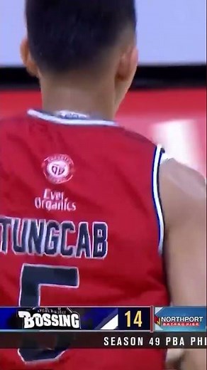 Blackwater’s Jaydee Tungcab CROSSOVER MOVE vs. NorthPort in 1Q | PBA Season 49 Philippine Cup