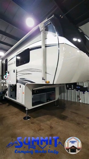 Luxury has never looked so good  #Jayco #kingbed #campertour #tiktoktour #rvtour #fyp #campertok #foryoupage #campgroundlife #gorving | Summit RV | Facebook