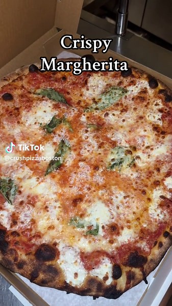 The best sound to hear when ordering a pizza is that crunch 😍 #crispypizza #crushpizza #boston #bostonrestaurant #bostonfoodies #bostoneats #eaterboston #newengland #pizzatok #fyp #fyplocal