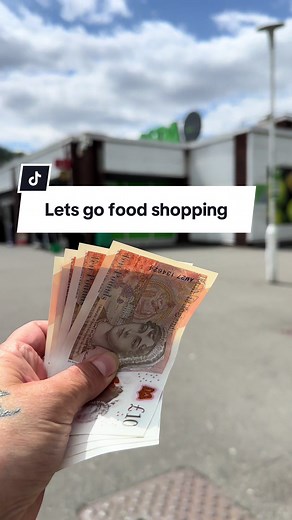 Broke Until Payday: Personal Budgeting and Shopping Tips