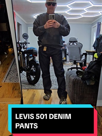 Levi's 501 Original Shrink-to-Fit Jeans for Men