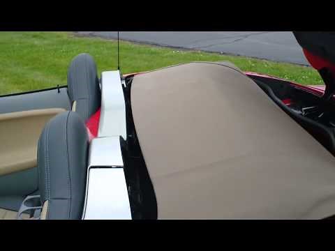 HOW TO PUT DOWN THE CONVERTIBLE TOP ON A PONTIAC SOLSTICE