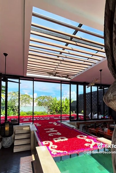 Flower Pool Birthday Surprise Ideas in Bali