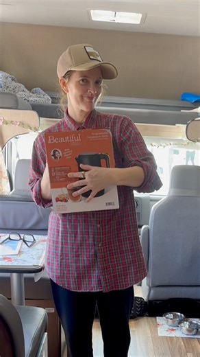 588K views · 8.6K reactions | My tea making process in the RV (from the other week) with the Beautiful Electric Kettle! Dancing is recommended for the best tasting tea! Walmart | Drew Barrymore | Facebook