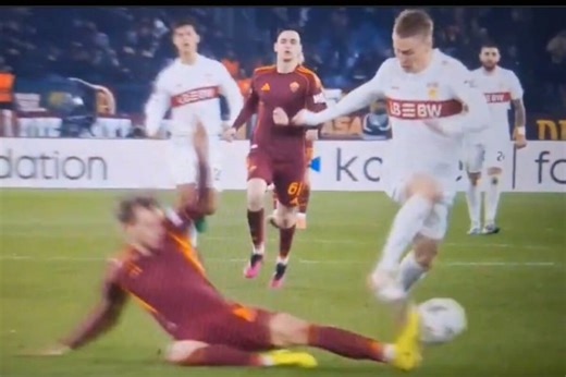 Ziółkowski zachwycił Włochów, bezcenna reakcja. Aż boli, co potem zrobił trener Romy