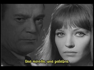 Escena de "Alphaville" (1965) - Jean-Luc Godard