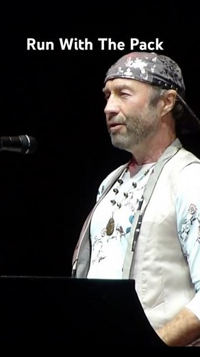 Paul Rodgers - Performs The Bad Company Hit - Run With The Pack #rock #live