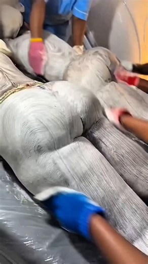 Health | Beauty | Fitness 🌿 on Instagram: "Dr. Alies Body Wash Available on Flipkart and Amazon ! . . . #reels #viral #reelsInstagram #Instagramreels #healthtips #beauty #healthandbeauty #beauty #skincare #glowtips #glow #healthandwellness #healthylifestyle #health #trending . . Disclaimer : The following guidance is intended for general informational purposes only and should not be construed as personalized medical advice. For recommendations tailored to your specific health needs, it is alway