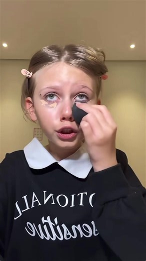 анютик бью (@beautyanyaa)’s video of grip baby at school