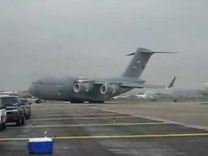 C-17 short field landing