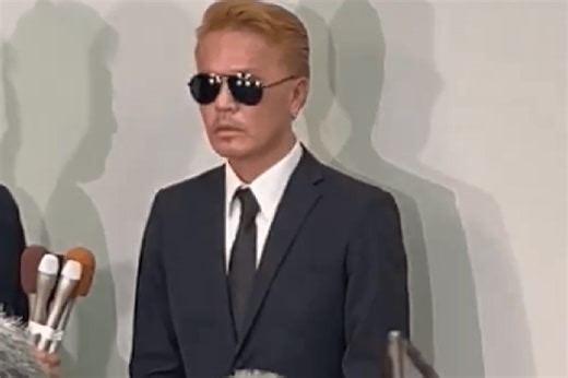 ATSUSHIのモノマネ芸人RYO、橋幸夫さん通夜で炎上後に謝罪するも“本家”と有吉弘行に噛みつき再々炎上 | 週刊女性PRIME