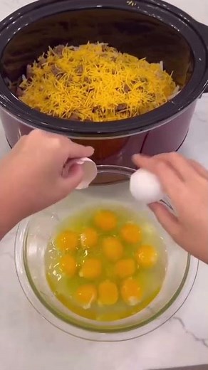 Overnight Crock Pot Breakfast Casserole (Perfect for Christmas Morning!)