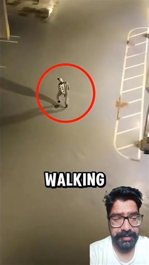 If You See This Dancing Joker On The Street 😱 Don’t Go Near Him #shorts