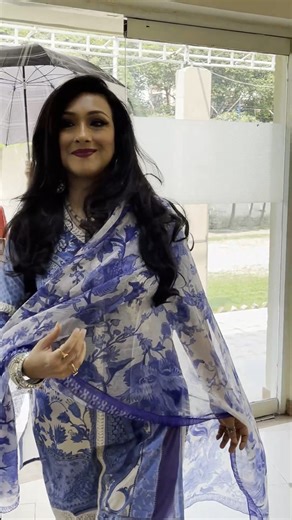 The diva Rituparna Sengupta arrived at the launch of her own fashion brand RAS by Rituparna Sengupta ..Congratulations madam Sengupta for this new journey ❤️ | Tollywood Online