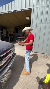 1.2M views · 18K reactions | Ya Que Esta de moda arreglar trocas el patrón no se puede quedar atras Perrin body shop LLC. | el peluche zacatecano | Facebook